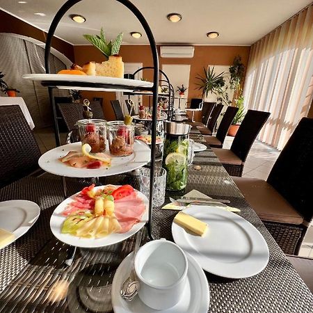 Haus Marianne Hotel Franzhausen Екстериор снимка