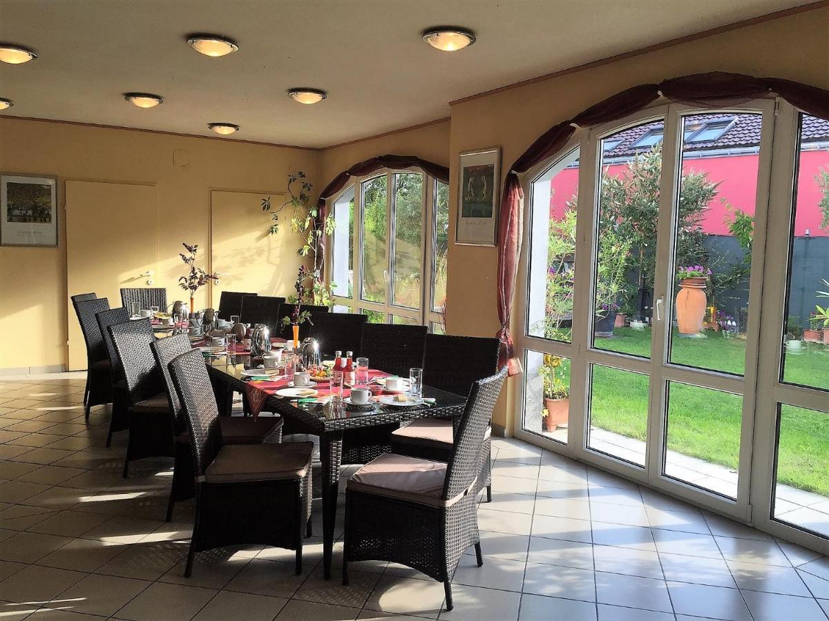 Haus Marianne Hotel Franzhausen Екстериор снимка