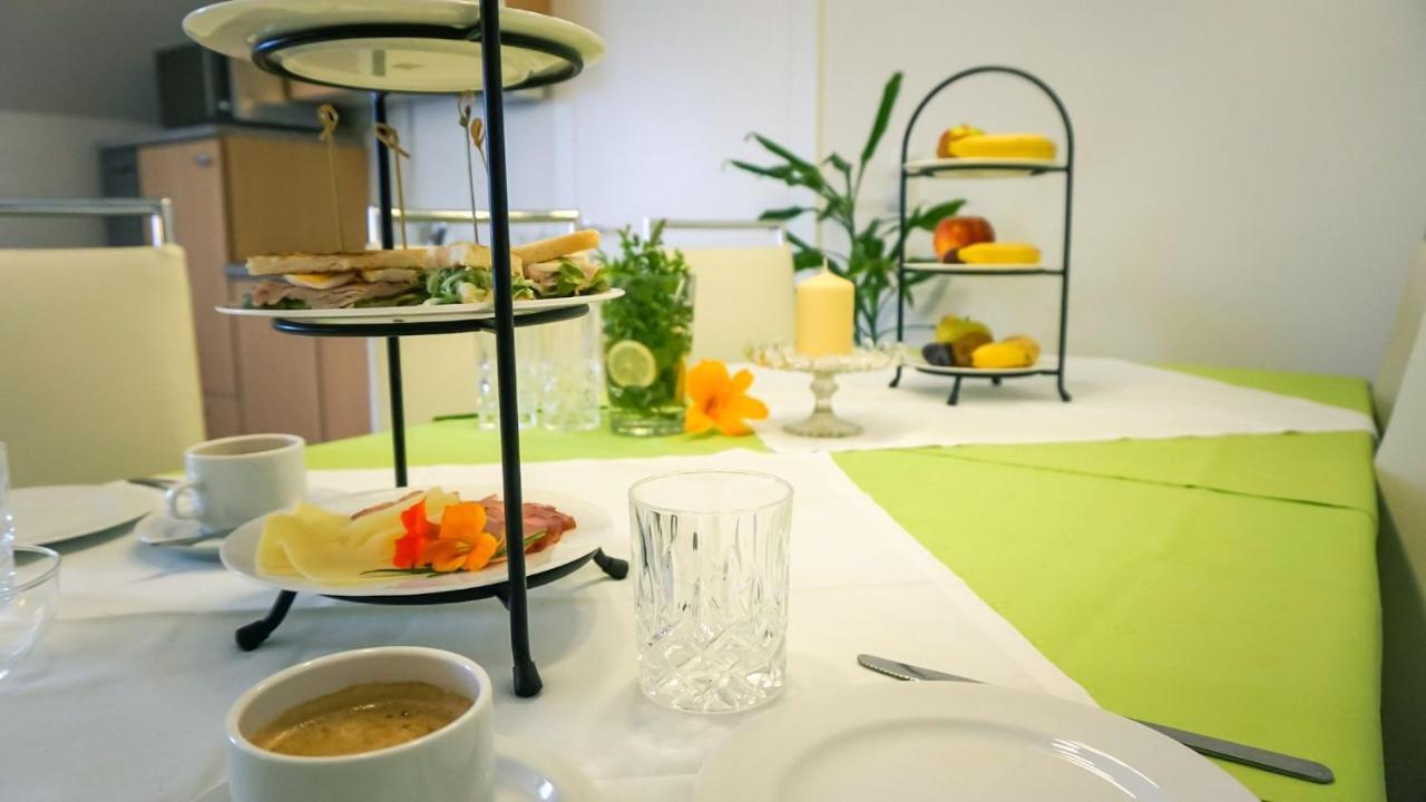Haus Marianne Hotel Franzhausen Екстериор снимка