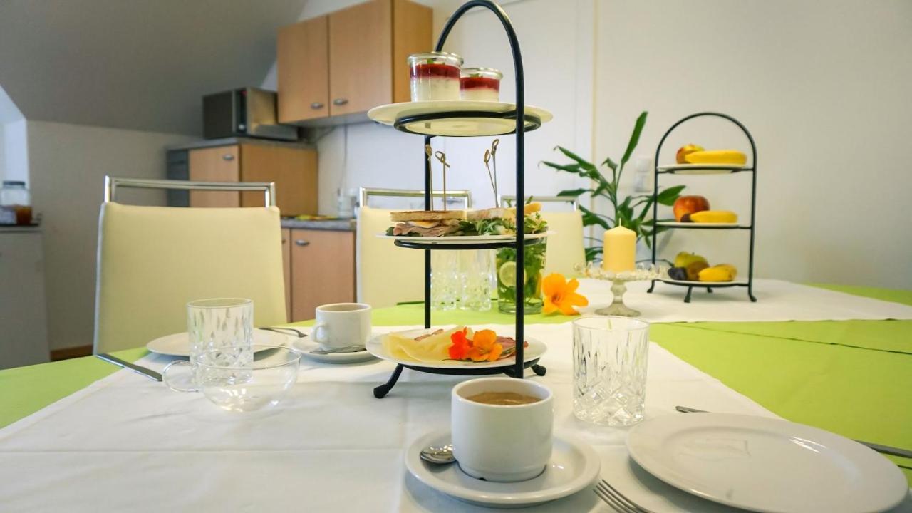 Haus Marianne Hotel Franzhausen Екстериор снимка